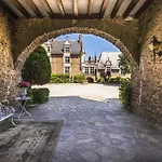 Chateau De La Colaissiere 4* Saint-Sauveur-de-Landemont