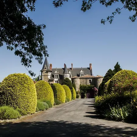 Chateau De La Colaissiere Hotel