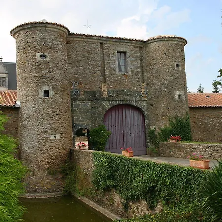 Hotel Château De La Colaissière Saint-Sauveur-de-Landemont