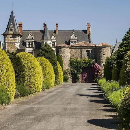 Hotel Château De La Colaissière Saint-Sauveur-de-Landemont