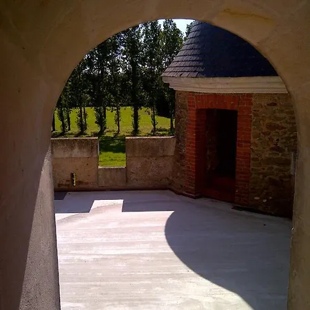 Château De La Colaissière 4*