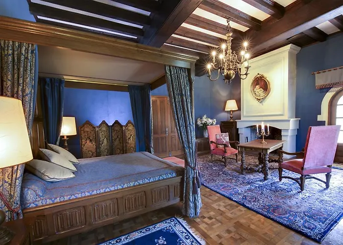 Chateau De La Colaissiere